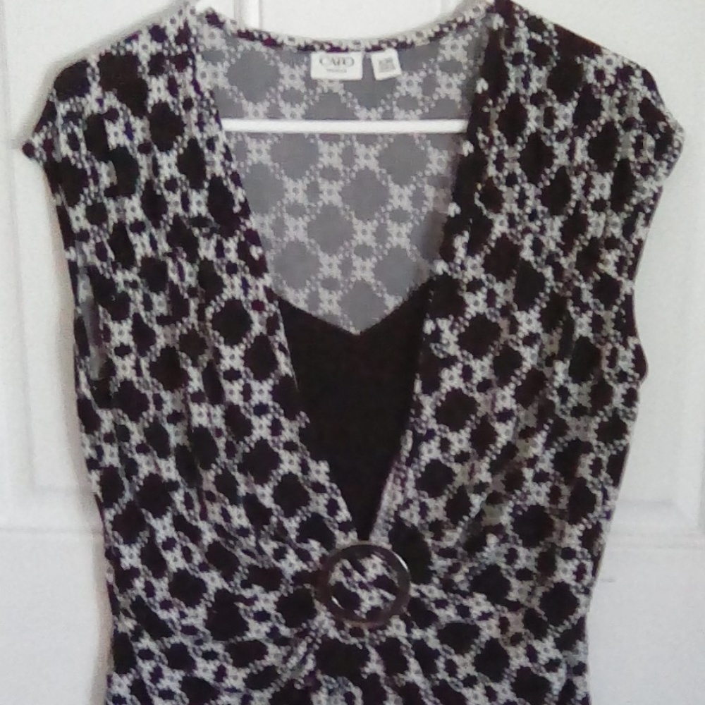Black and white Top